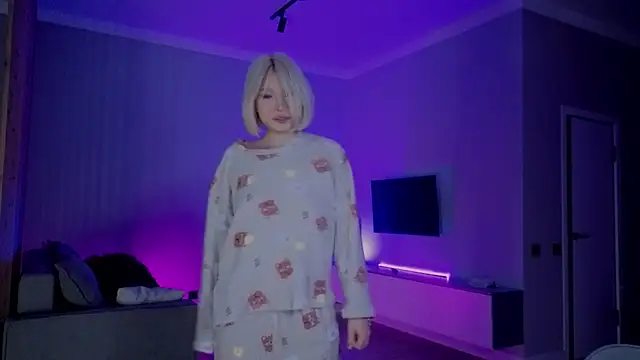 Snapshot of RileyMee chatting on November 10, 2025, 3:11 am RileyMee online show from November 10, 2025, 3:11 am