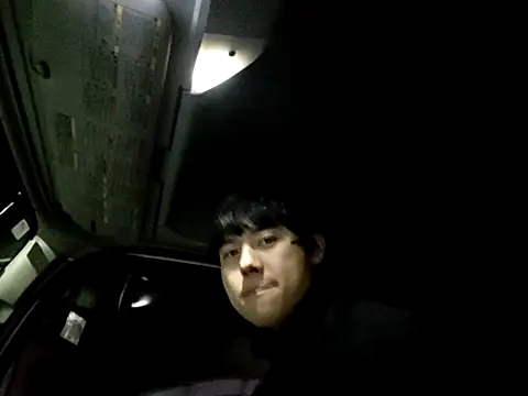 whitebriefboy online show from January 8, 2026, 3:29 pm