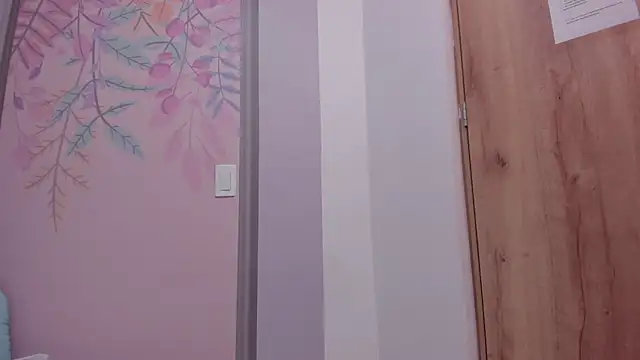 Annie Cute18  online show from March 12, 2025, 3:57 am