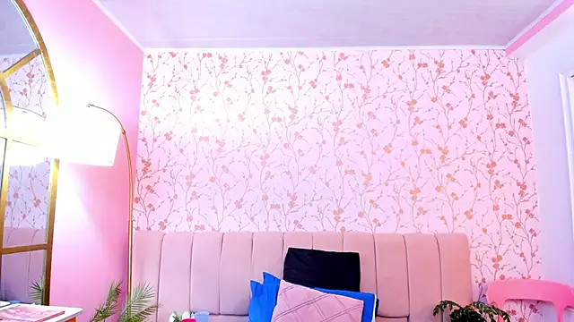 Snapshot of amber-hill chatting on February 27, 2026, 12:05 pm amber-hill online show from February 27, 2026, 12:05 pm