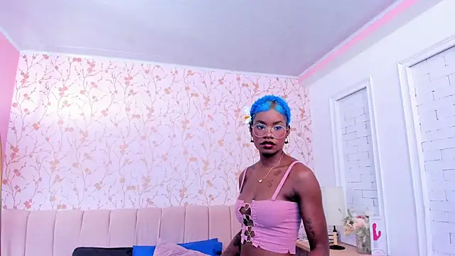 Snapshot of amber-hill chatting on March 3, 2026, 7:21 pm amber-hill online show from March 3, 2026, 7:21 pm