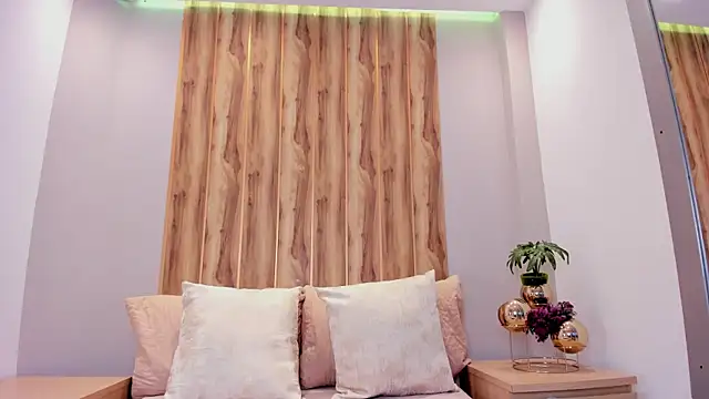 jhasly am online show from December 18, 2025, 12:09 pm