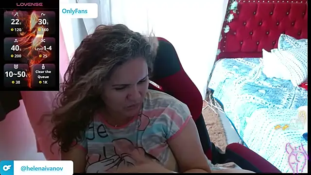 helenca43 online show from September 20, 2025, 8:03 pm