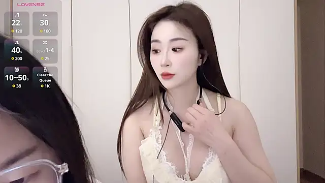 Snapshot of Sweet-Angel999 chatting on February 5, 2025, 3:31 pm Sweet-Angel999 online show from February 5, 2025, 3:31 pm