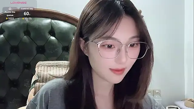 Snapshot of Sweet-Angel999 chatting on June 29, 2026, 3:56 pm Sweet-Angel999 online show from June 29, 2026, 3:56 pm
