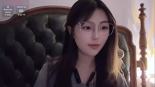 Snapshot of Sweet-Angel999 chatting on July 9, 2026, 3:22 pm Sweet-Angel999 online show from July 9, 2026, 3:22 pm