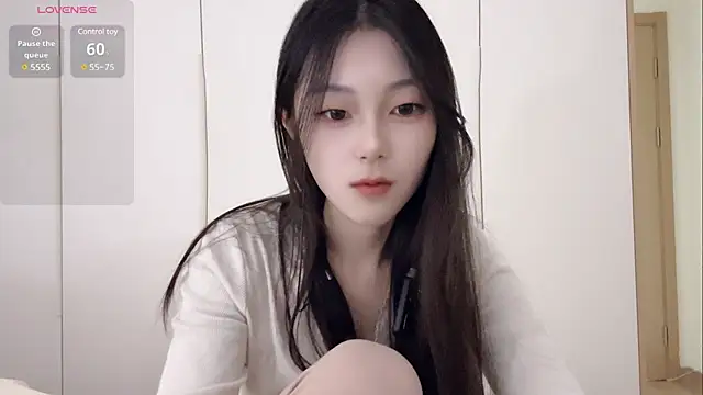 Snapshot of Sweet-Angel999 chatting on January 2, 2025, 6:34 pm Sweet-Angel999 online show from January 2, 2025, 6:34 pm