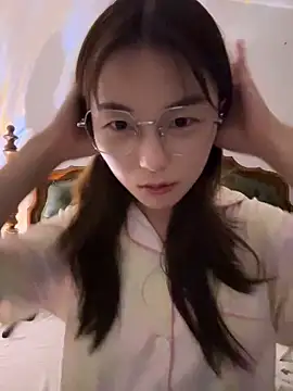 Snapshot of Sweet-Angel999 chatting on May 29, 2026, 6:25 pm Sweet-Angel999 online show from May 29, 2026, 6:25 pm