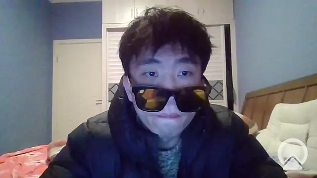 Snapshot of shuai321 chatting on February 5, 2025, 2:26 pm shuai321 online show from February 5, 2025, 2:26 pm