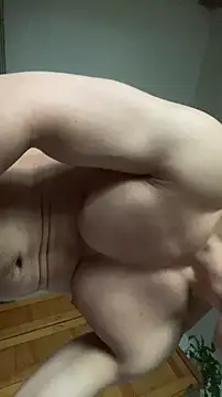 Snapshot of shuai321 chatting on January 1, 2025, 4:29 am shuai321 online show from January 1, 2025, 4:29 am