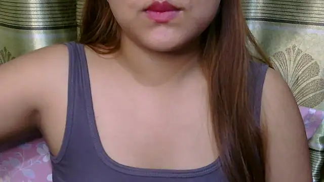 queen angelina online show from April 16, 2026, 9:39 pm