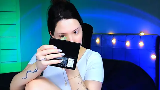 Stacy Gonzales  online show from March 4, 2025, 6:04 am