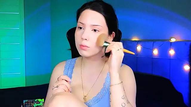 Stacy Gonzales  online show from March 1, 2025, 5:31 am