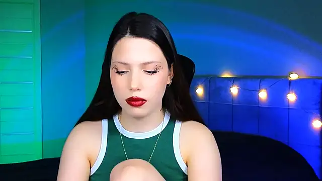 Stacy Gonzales  online show from February 22, 2025, 9:34 am