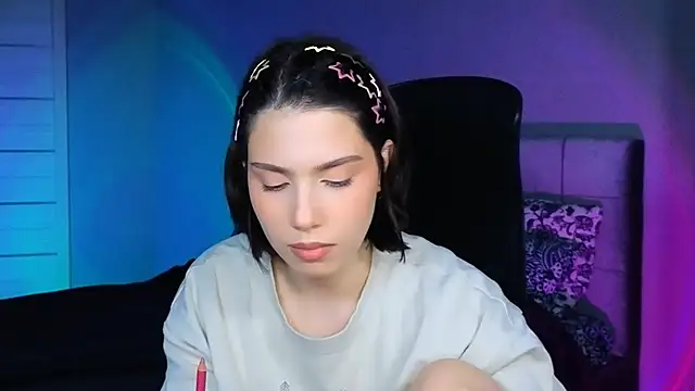 Stacy Gonzales  online show from February 26, 2026, 1:11 pm