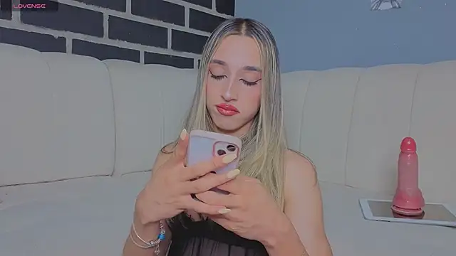 Goddivaa online show from March 21, 2026, 3:52 am