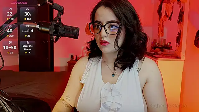 Lin-cute online show from October 9, 2025, 5:52 am