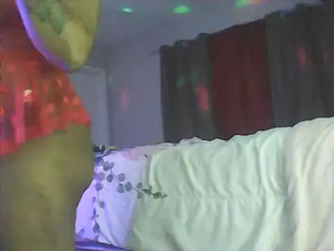 Snapshot of YourFaceMyThrone27 chatting on March 22, 2025, 2:37 am YourFaceMyThrone27 online show from March 22, 2025, 2:37 am