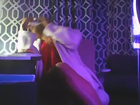 Snapshot of YourFaceMyThrone27 chatting on December 20, 2024, 3:31 pm YourFaceMyThrone27 online show from December 20, 2024, 3:31 pm