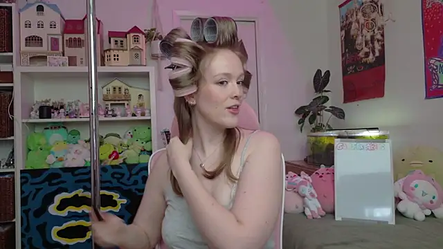 Daisy Dollxo online show from April 28, 2026, 7:07 pm