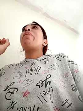 ifeelverywet andhot online show from January 29, 2025, 3:58 pm
