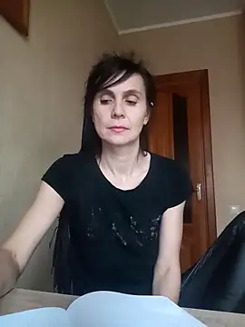 Snapshot of Francenia_lolis chatting on November 27, 2025, 8:15 am Francenia lolis online show from November 27, 2025, 8:15 am