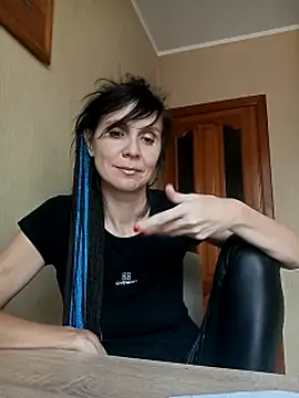 Snapshot of Francenia_lolis chatting on October 8, 2025, 9:55 am Francenia lolis online show from October 8, 2025, 9:55 am