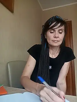 Snapshot of Francenia_lolis chatting on October 12, 2025, 10:16 am Francenia lolis online show from October 12, 2025, 10:16 am