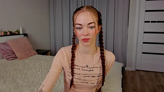 Undertheskin online show from April 9, 2026, 9:48 am