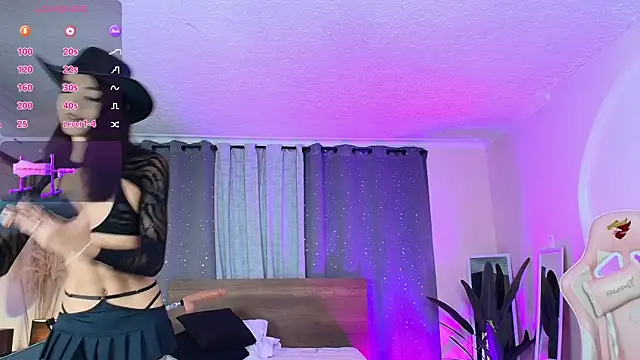 Snapshot of valery_yepes chatting on October 28, 2025, 12:15 pm valery yepes online show from October 28, 2025, 12:15 pm