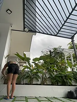 -Sexy Barbie- online show from November 28, 2025, 2:12 am