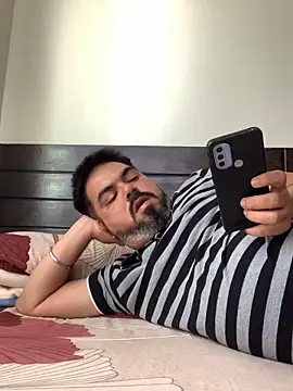 rags pussylicker online show from January 27, 2025, 5:36 am