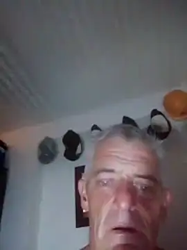 Snapshot of NICJOHNS chatting on February 21, 2026, 11:40 pm NICJOHNS online show from February 21, 2026, 11:40 pm