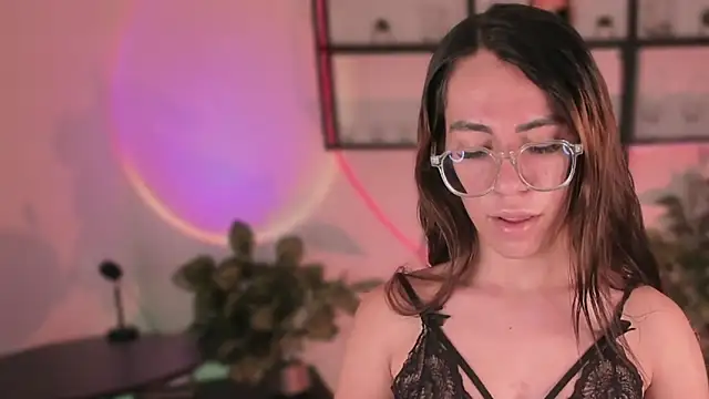 electra goddes online show from November 25, 2025, 6:03 am