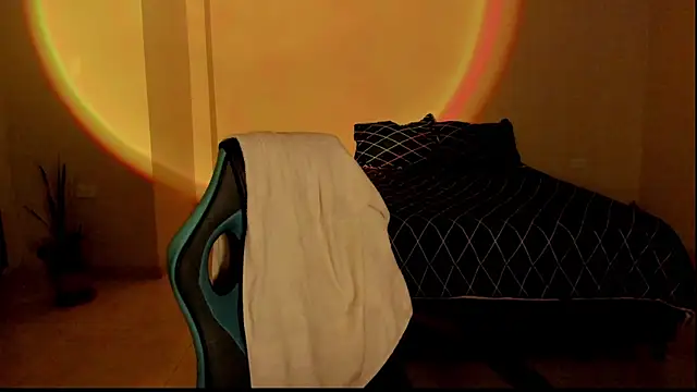 atenas 05  online show from November 25, 2025, 9:20 am