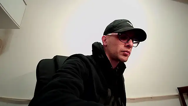 mikealcorleone online show from February 23, 2025, 3:35 am