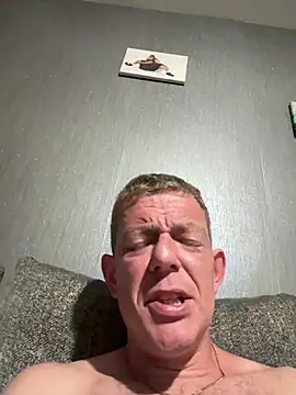 mrwright878787 online show from May 28, 2026, 11:21 pm