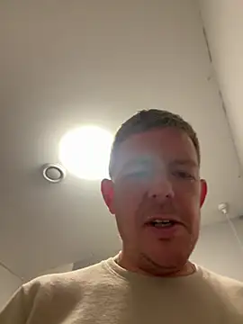mrwright878787 online show from May 2, 2026, 4:07 am
