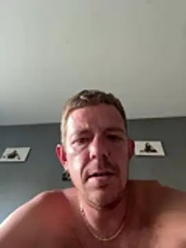mrwright878787 online show from July 21, 2026, 4:52 pm