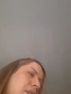 cansuozell online show from November 16, 2025, 11:26 am