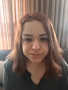 Snapshot of cansuozell chatting on February 1, 2026, 8:23 am cansuozell online show from February 1, 2026, 8:23 am