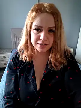 Snapshot of cansuozell chatting on March 1, 2026, 3:23 pm cansuozell online show from March 1, 2026, 3:23 pm