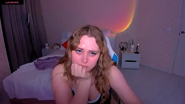 Rose Sweetiee online show from January 14, 2026, 9:51 pm