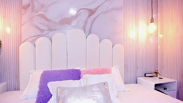 Carohorny4u online show from November 10, 2025, 12:21 pm