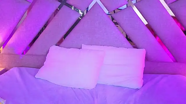 paulette dupont online show from March 14, 2026, 2:39 am