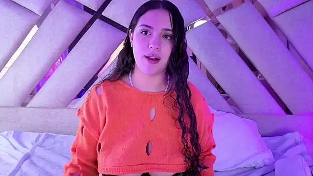 paulette dupont online show from December 4, 2025, 10:58 am