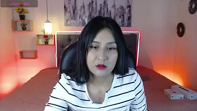 mia aira online show from February 20, 2025, 8:58 pm
