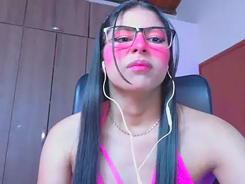  ALLYSON18  online show from June 18, 2026, 11:37 am