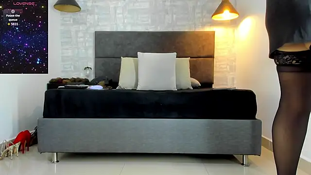 missnatash online show from March 10, 2026, 11:03 am