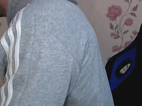 Snapshot of Leo_1617 chatting on February 10, 2026, 9:30 am Leo 1617 online show from February 10, 2026, 9:30 am